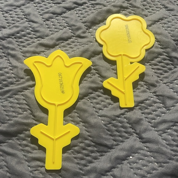 Yellow Flower Perler Bead Pegboards - Picture 2 of 2